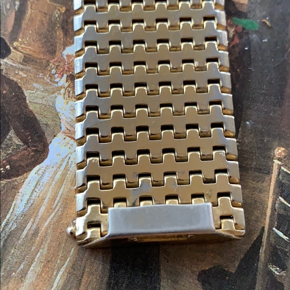 Vintage  large heavy wide gold plated bracelet - Picture 12 of 14